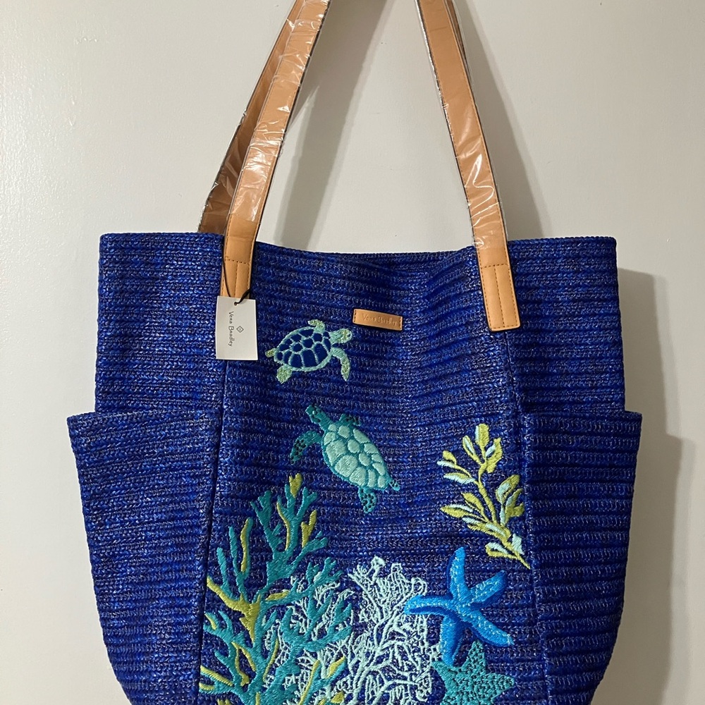 Gorgeous New Vera Bradley tote
